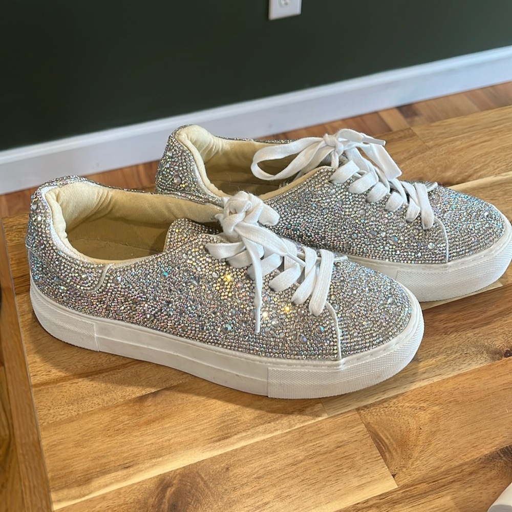 Betsey Johnson Silver Glitter Sneakers Casual Comfort